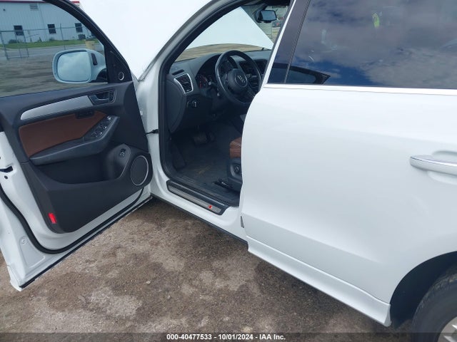 WA1M2AFP9HA087788 Audi Q5 2.0t Premium
