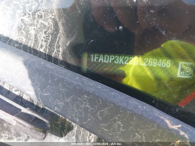 1FADP3K22GL269466 Ford FOCUS SE