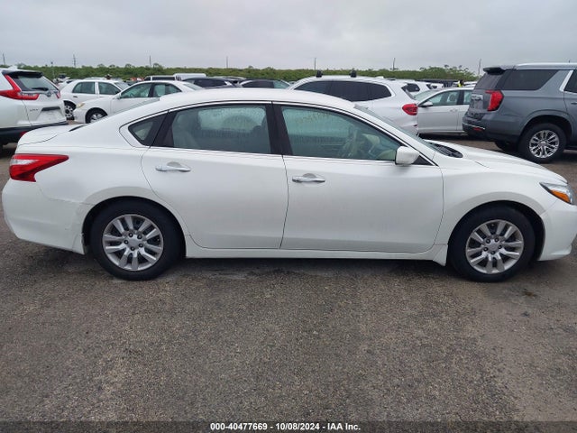Nissan Altima 2.5 S 2016 1N4AL3APXGN318963 Image 13