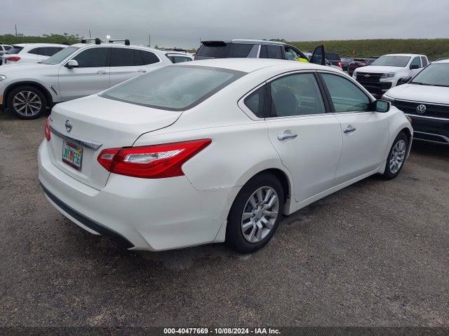 Nissan Altima 2.5 S 2016 1N4AL3APXGN318963 Image 4