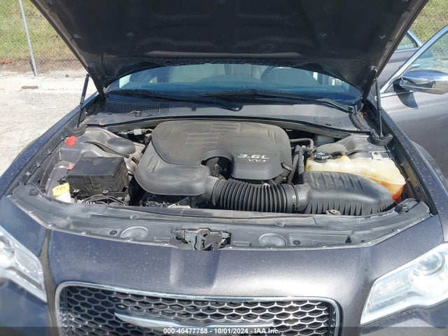 2C3CCAEG1FH766117 Chrysler 300C