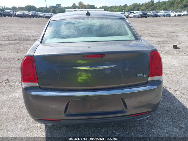 Chrysler 300C 2015 2C3CCAEG1FH766117 Image 16