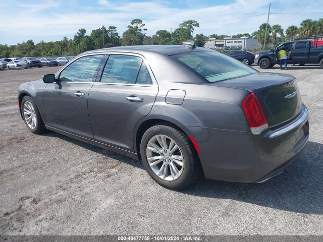 2C3CCAEG1FH766117 Chrysler 300C