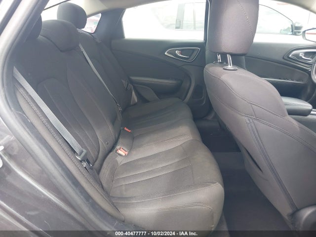 Chrysler 200 Limited 2015 1C3CCCAB0FN534122 Image 8