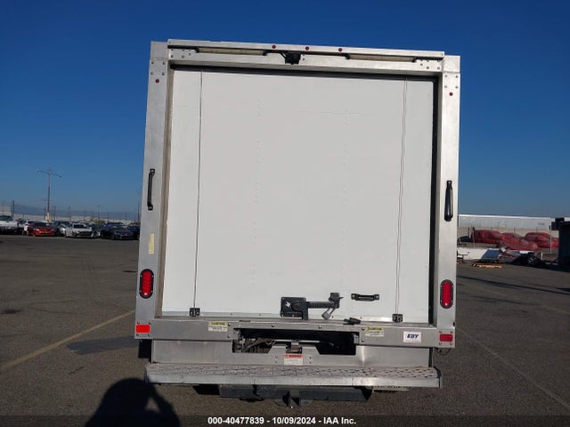 Ford Transit-350 Cab 2018 1FDBF8ZM6JKA69711 Image 15