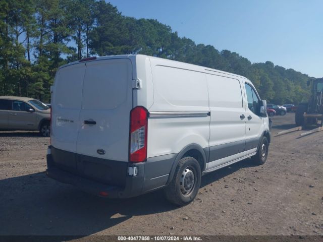 1FTYE1YM8JKB47562 Ford Transit-150