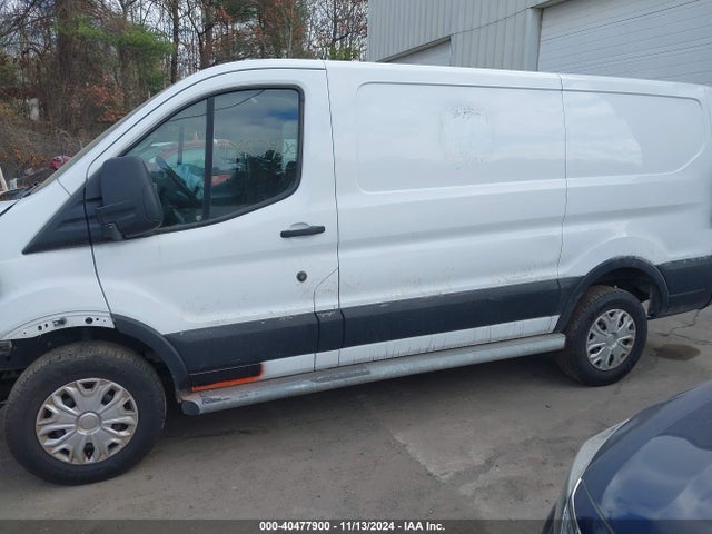 Ford Transit-250 2019 1FTYR1YM1KKA56817 Image 15