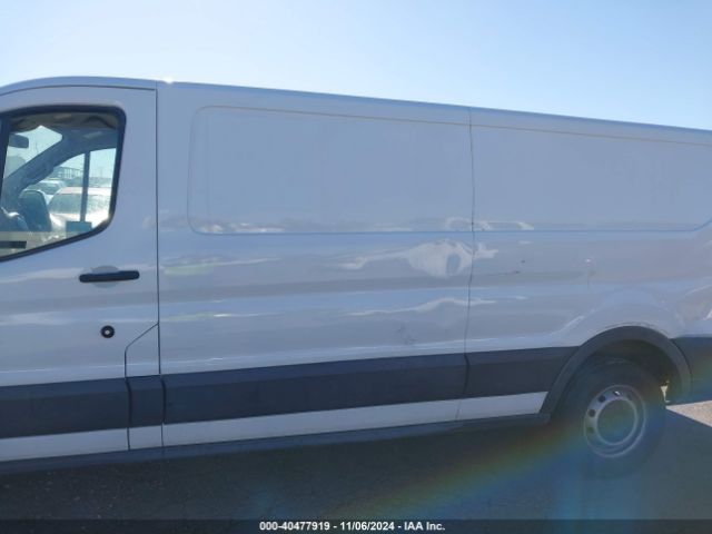 1FTYE9ZM4HKA23683 Ford Transit-150