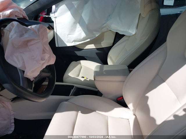 2020 TESLA MODEL X 5YJXCAE29LF246296 Photo 4