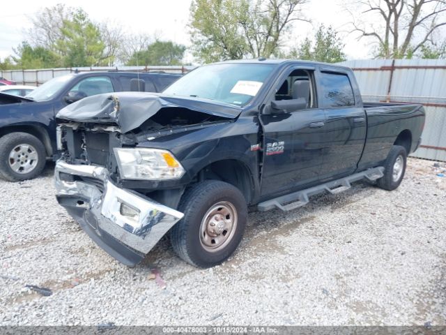 3C6UR5HJ0JG333210 RAM 2500 Tradesman  4x4 8' Box