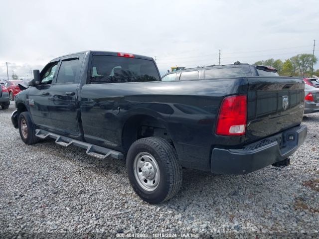 3C6UR5HJ0JG333210 RAM 2500 Tradesman  4x4 8' Box