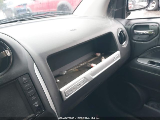 1C4NJDEB9GD696686 Jeep Compass High Altitude Edition