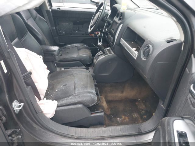 1C4NJDEB9GD696686 Jeep Compass High Altitude Edition