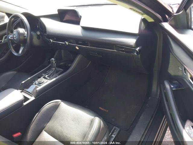 3MZBPADL8NM300935 Mazda Mazda3 Premium