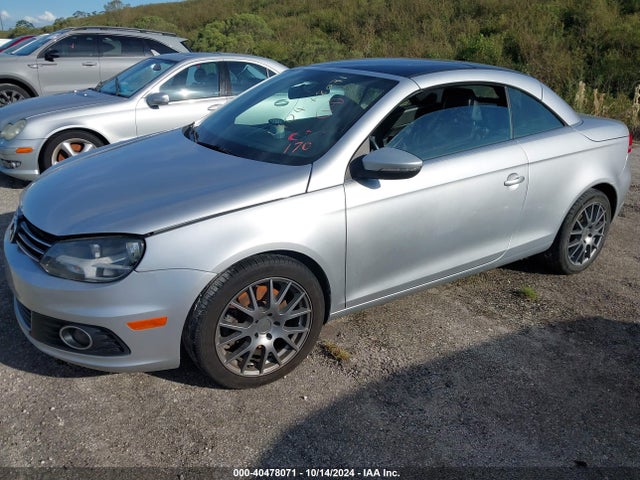 Volkswagen Eos Komfort 2014 WVWBW8AH8EV007136 Image 2