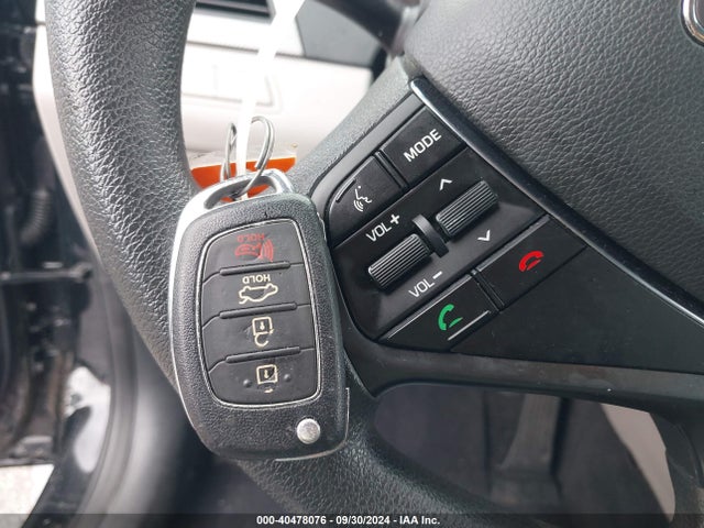 Hyundai SONATA SE 2017 5NPE24AFXHH462574 Image 11