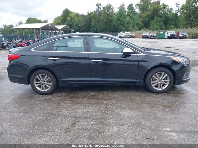 Hyundai SONATA SE 2017 5NPE24AFXHH462574 Image 14