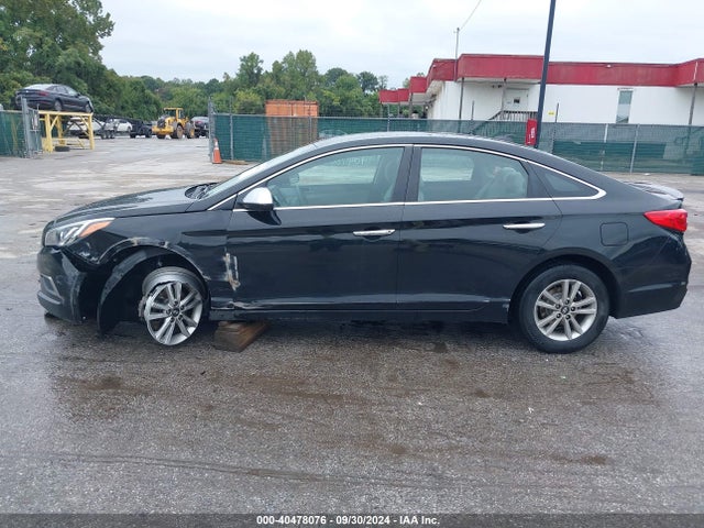 Hyundai SONATA SE 2017 5NPE24AFXHH462574 Image 15