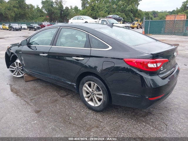 Hyundai SONATA SE 2017 5NPE24AFXHH462574 Image 3