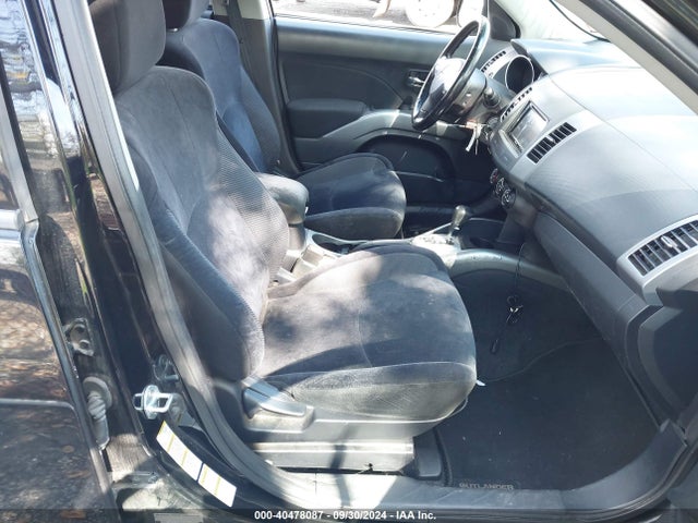 2011 MITSUBISHI OUTLANDER JA4AS2AW3BU014672 Photo 4