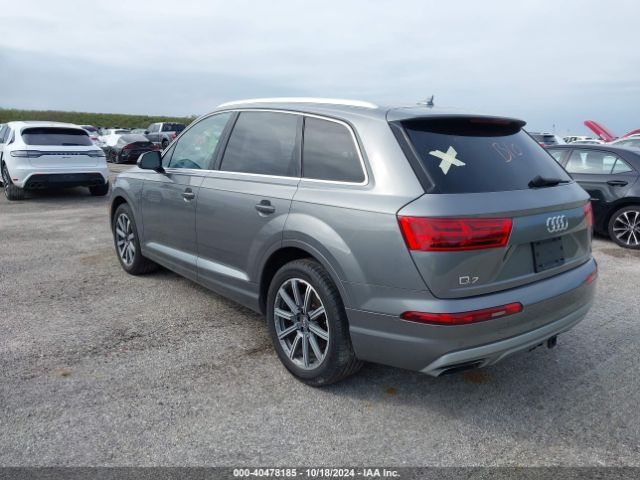 WA1VAAF71JD017035 Audi Q7 3.0t Premium