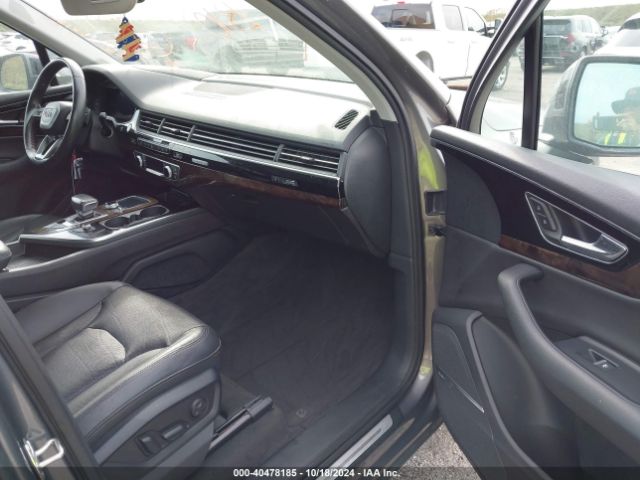WA1VAAF71JD017035 Audi Q7 3.0t Premium