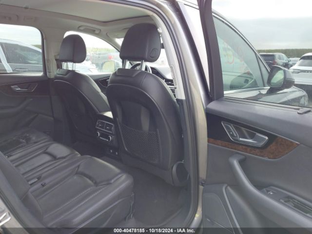 WA1VAAF71JD017035 Audi Q7 3.0t Premium