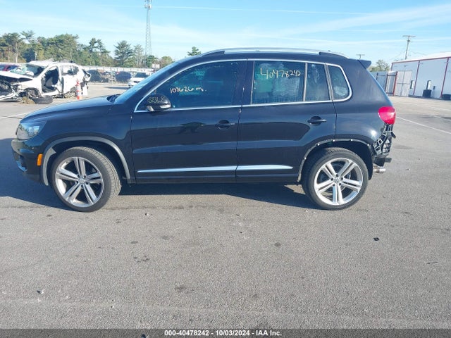 WVGAV3AX7EW029658 Volkswagen Tiguan R-line