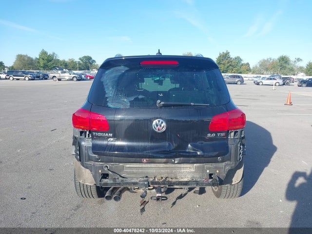 WVGAV3AX7EW029658 Volkswagen Tiguan R-line