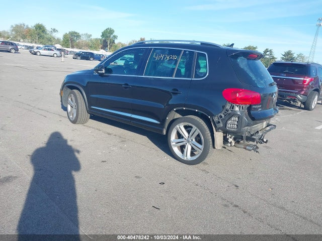 WVGAV3AX7EW029658 Volkswagen Tiguan R-line