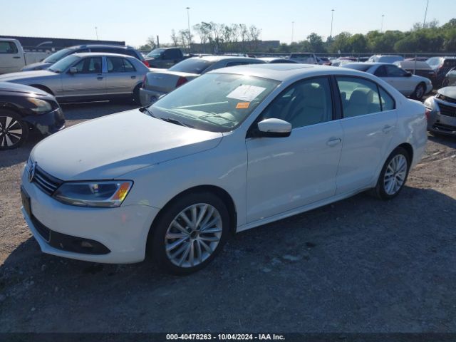 3VWL17AJ1EM422922 Volkswagen Jetta 1.8t Sel