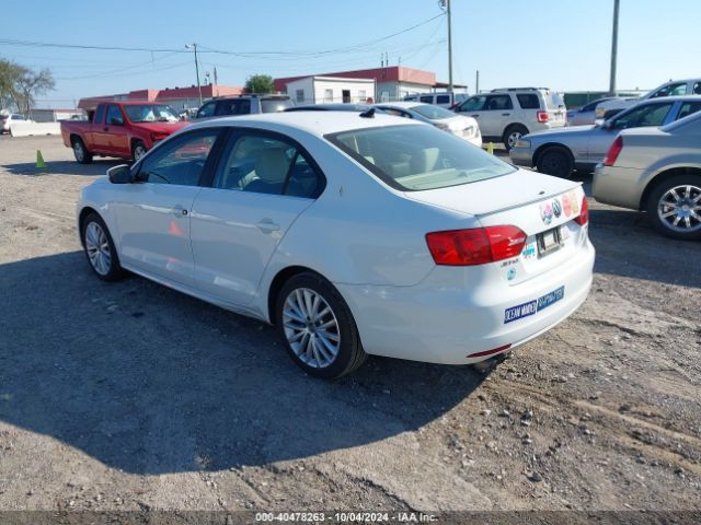 3VWL17AJ1EM422922 Volkswagen Jetta 1.8t Sel