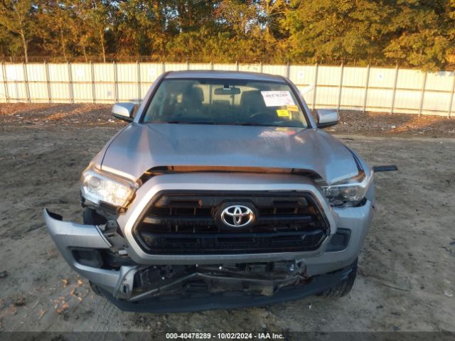 5TFAX5GN3HX099835 Toyota Tacoma Sr