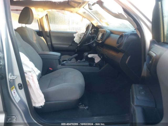 5TFAX5GN3HX099835 Toyota Tacoma Sr