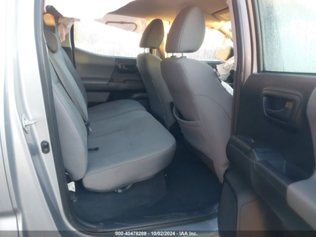 5TFAX5GN3HX099835 Toyota Tacoma Sr