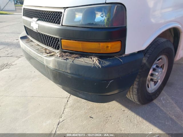 1GCWGAFP1J1241643 Chevrolet Express 2500 Work Van