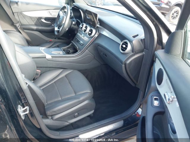 W1N0G8DB5NV344318 Mercedes-Benz Glc 300 Suv
