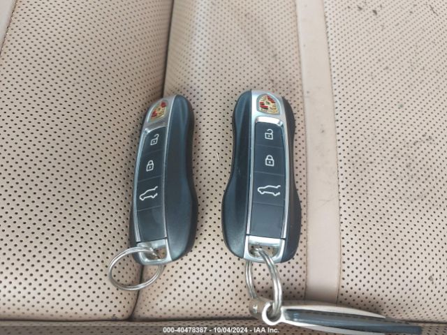 2019 PORSCHE CAYENNE E-HYBRID WP1AE2AY9KDA50105 Photo 10