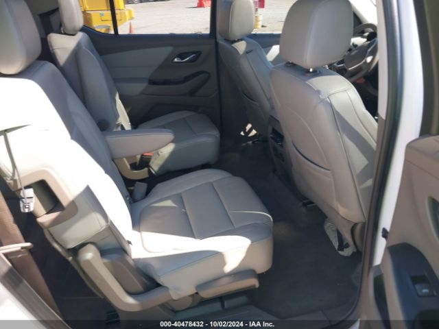1GNERHKW3JJ110586 Chevrolet Traverse 3lt