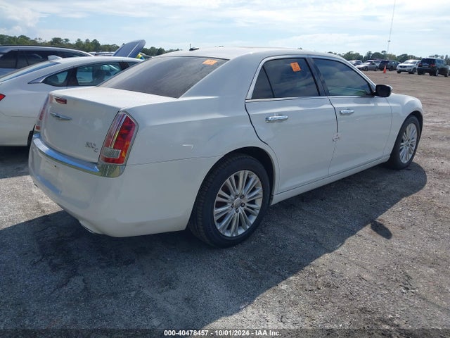Chrysler 300C 2014 2C3CCAKT3EH293028 Image 4