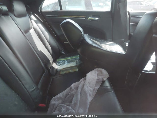 Chrysler 300C 2014 2C3CCAKT3EH293028 Image 8