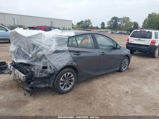 JTDKAMFUXN3187776 Toyota Prius Limited