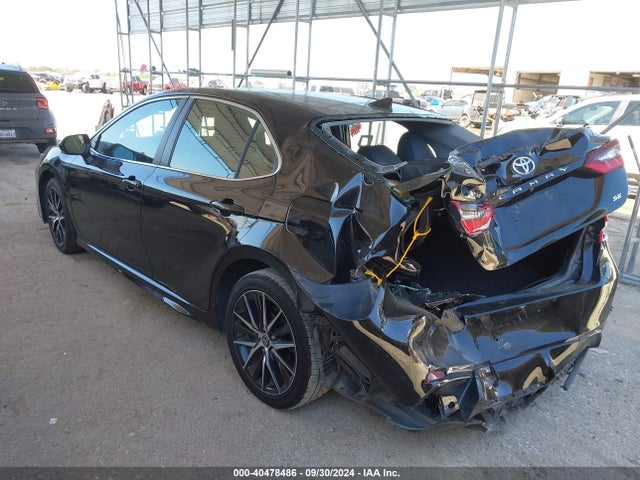 Toyota CAMRY SE 2022 4T1G11AK4NU624218 Image 3
