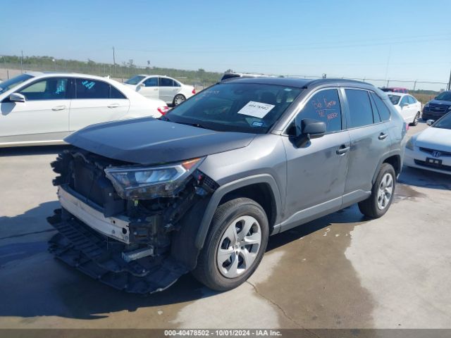 2T3F1RFV1KW025325 Toyota RAV4 LE