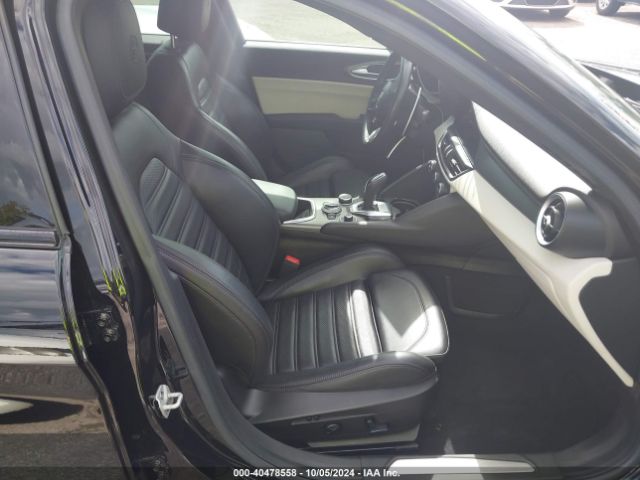 ZARFAMBNXM7641991 Alfa Romeo Giulia Ti Sport Rwd