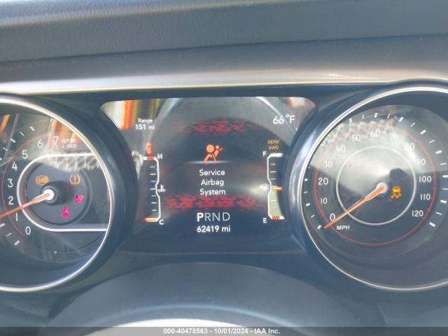1C4HJXEN4LW178329 Jeep Wrangler Unlimited Sahara