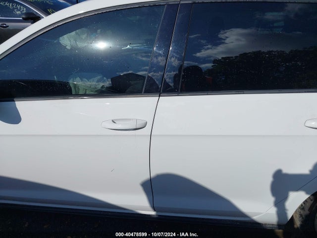 3VW4T7AU7FM020543 Volkswagen Golf Gti 2.0t S 4-door