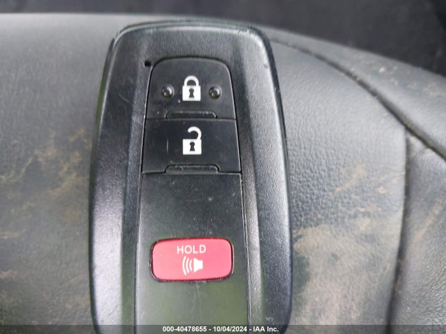 Toyota Prius Four 2017 JTDKARFU3H3539517 Image 11