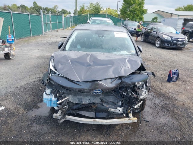 Toyota Prius Four 2017 JTDKARFU3H3539517 Image 13