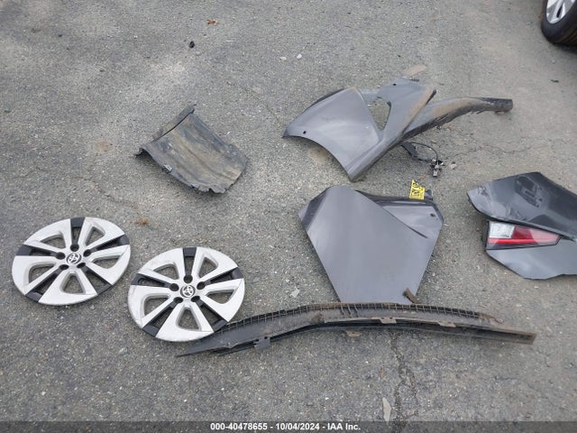 Toyota Prius Four 2017 JTDKARFU3H3539517 Image 12
